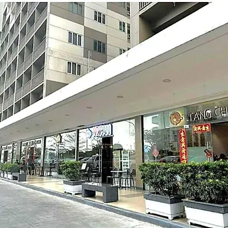 California Suite - By Guest Reservation\'S Manila