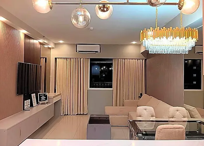 Отель California - By Guest Reservation's 4*