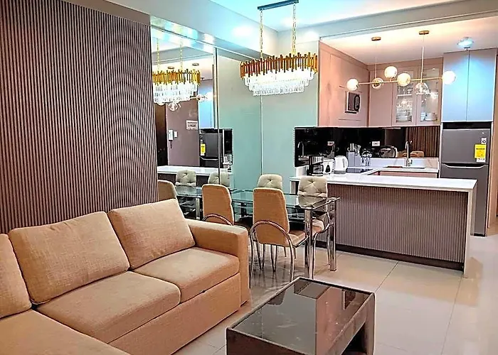 Отель California - By Guest Reservation's 4*